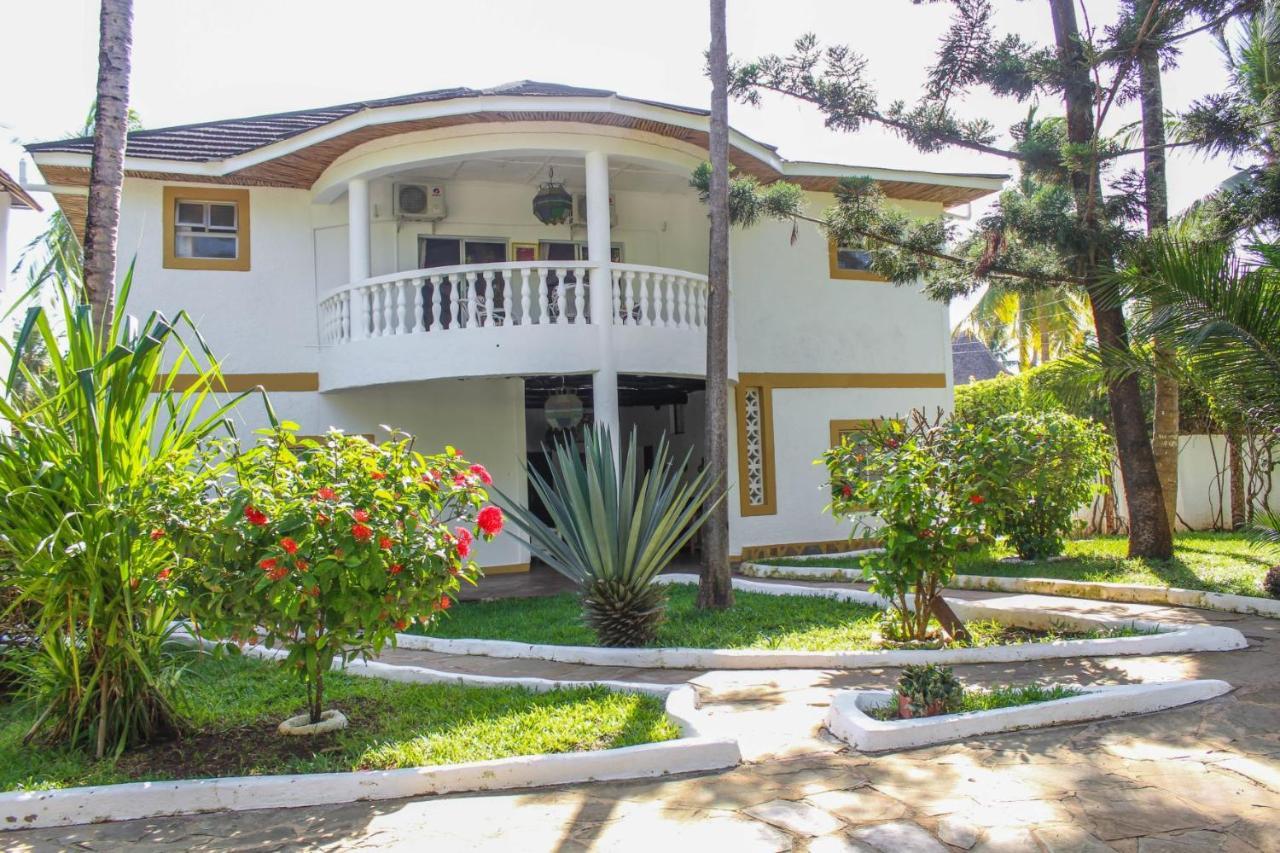 Tichi Villas - Диани-Бич Экстерьер фото